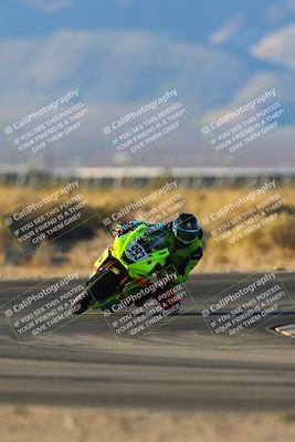 media/Dec-07-2024-CVMA (Sat) [[21c5f1ef85]]/Race 12-Supersport Middleweight/